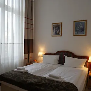 city-pension-berlin.find-berlin-hotels.com/